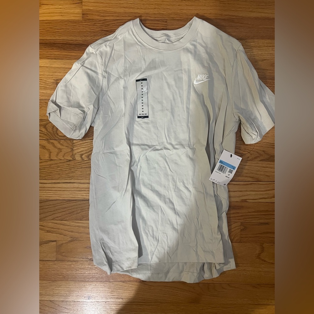 Nike Men's Light beige Short Sleeve Tee